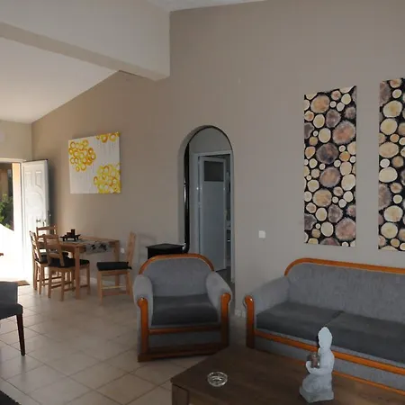 Daire Santa Marina Kalamos Adası